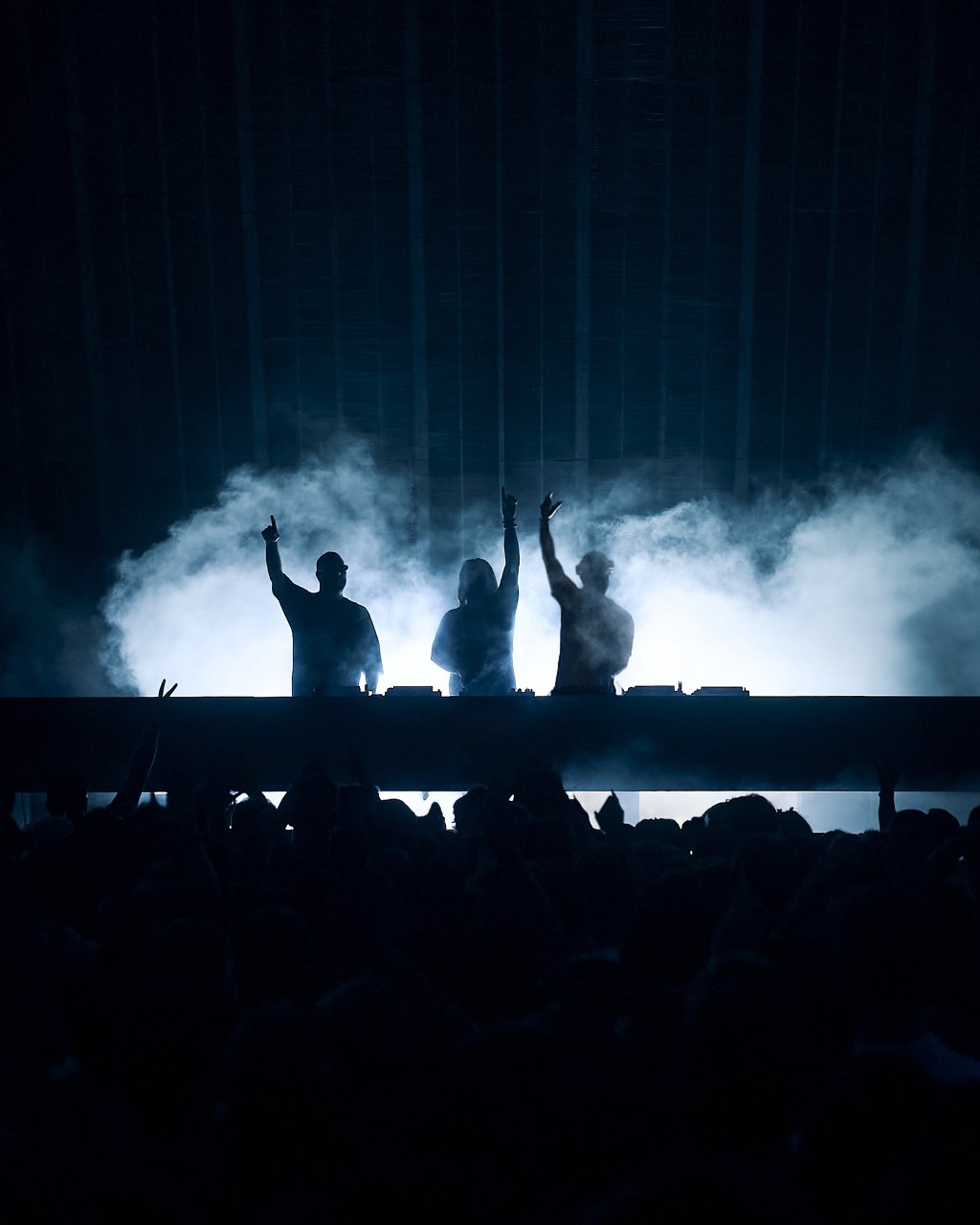 SWEDISH HOUSE MAFIA ANUNCIAN RESIDENCIA EN USHUA&Iuml;A IBIZA 2026.