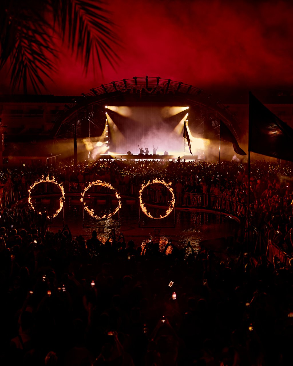 SWEDISH HOUSE MAFIA ANUNCIAN RESIDENCIA EN USHUA&Iuml;A IBIZA 2026.