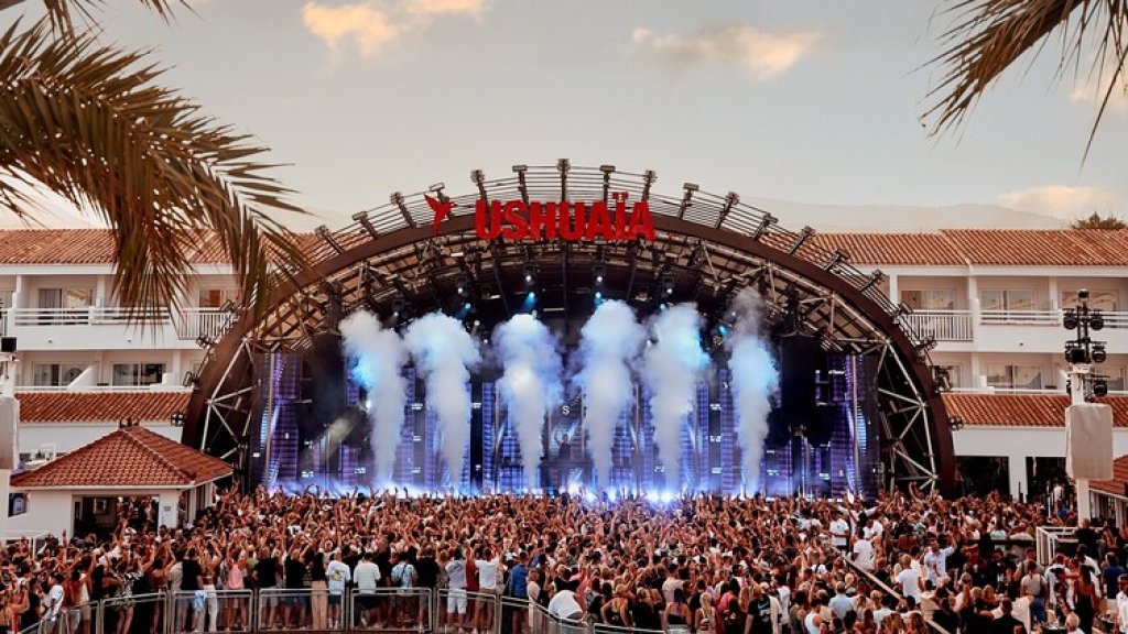 F*** ME, I'M FAMOUS! David Guetta. Ushuaïa Ibiza. 2025.