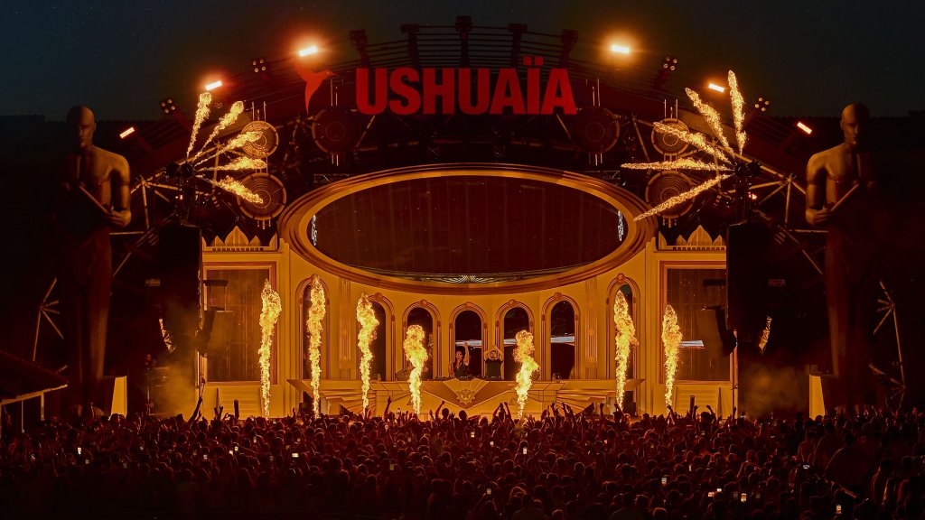 Tomorrowland and Dimitri Vegas and Like Mike. Ushuaïa Ibiza. 2025.