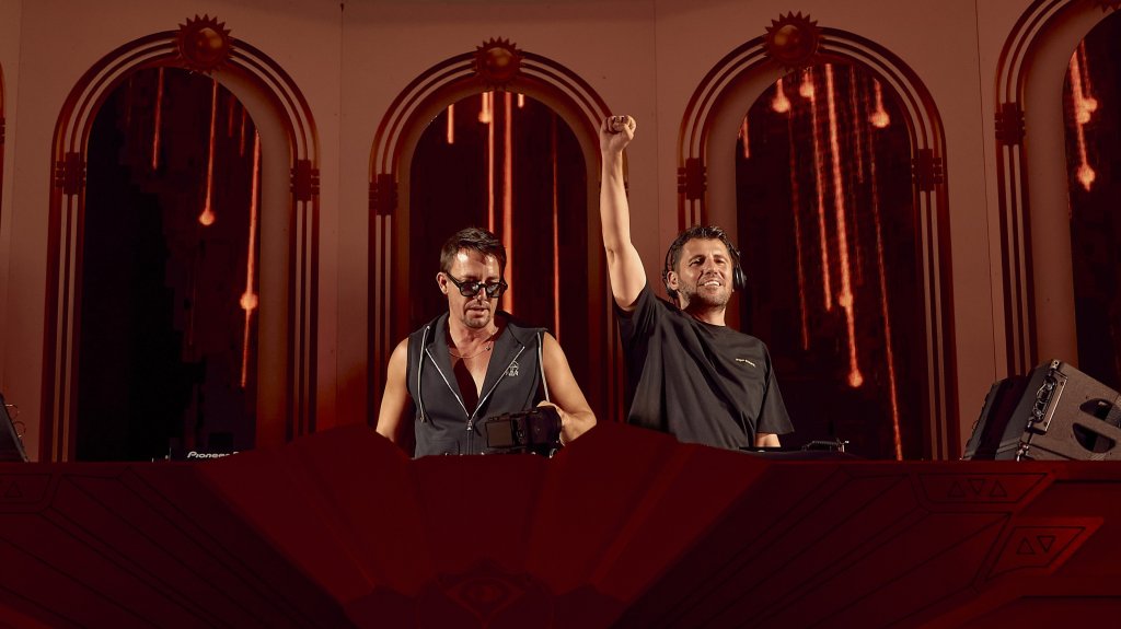Tomorrowland and Dimitri Vegas and Like Mike. Ushuaïa Ibiza. 2025.