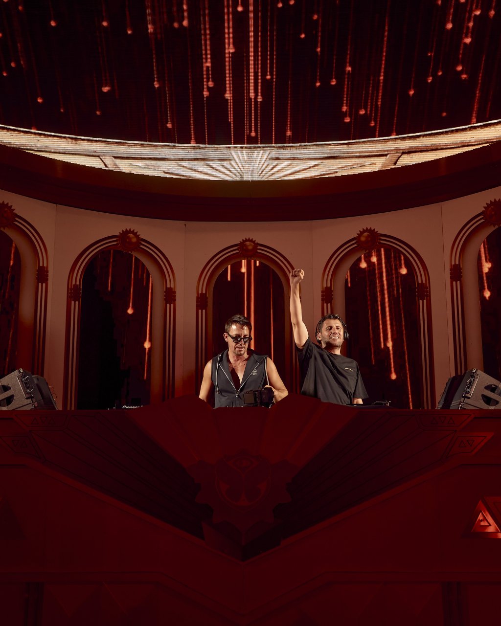 Tomorrowland and Dimitri Vegas and Like Mike. Ushuaïa Ibiza. 2025.