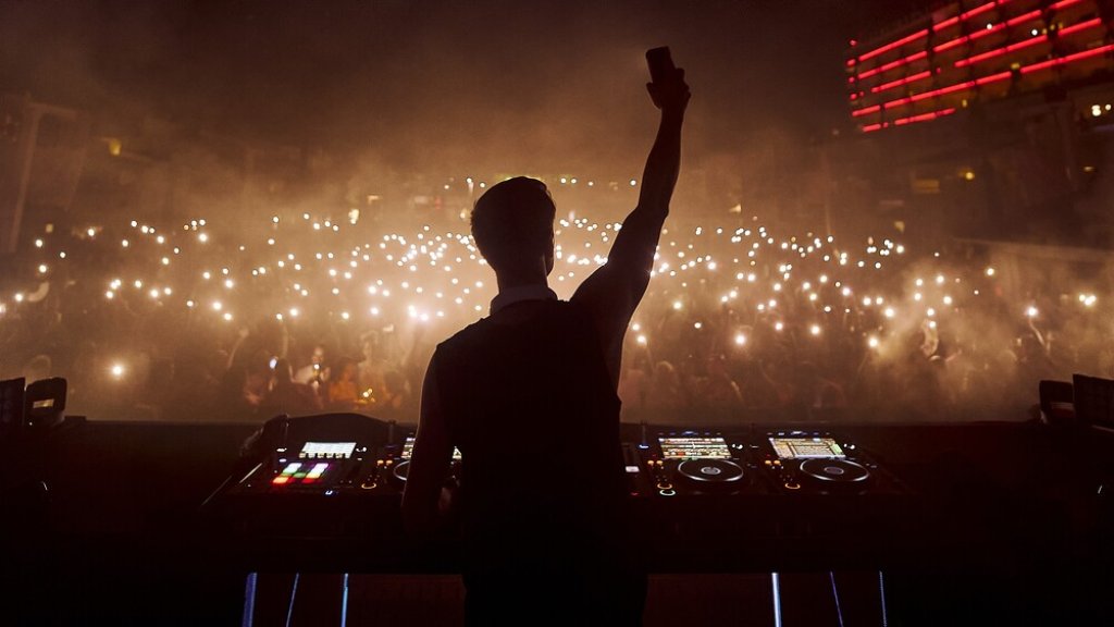 Armin van Buuren. Ushuaia Ibiza 2025.