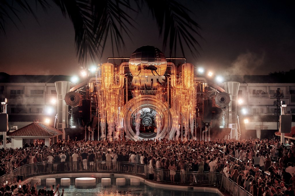 ANTS METALWORKS. Ushuaia Ibiza 2025.