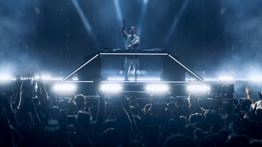 Kygo Sunday Residency at Ushuaïa Ibiza 2025 with HAYLA, Afrojack and Olive Heldens.