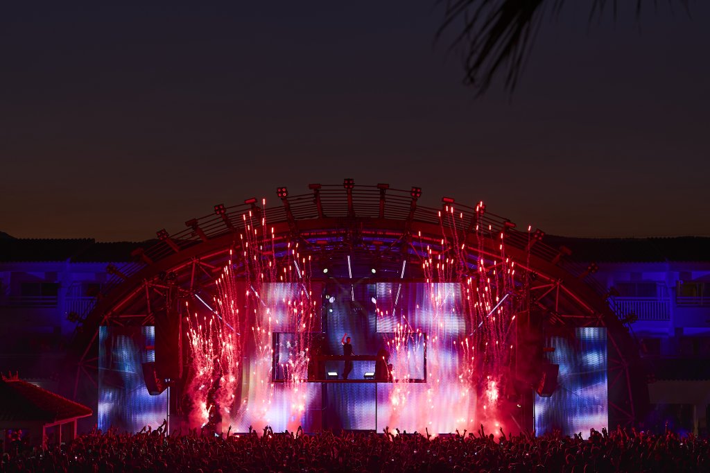 Martin Garrix X Residency. Ushuaia Ibiza. 2025.