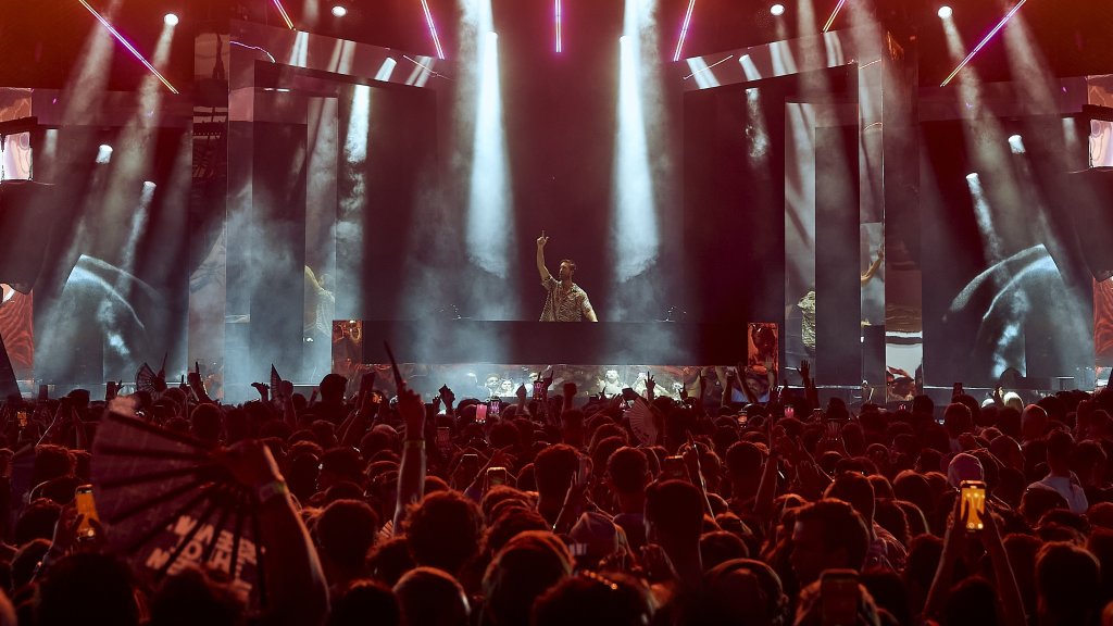 Calvin Harris Ushuaïa Ibiza Tuesdays and Fridays in Ibiza 2025.