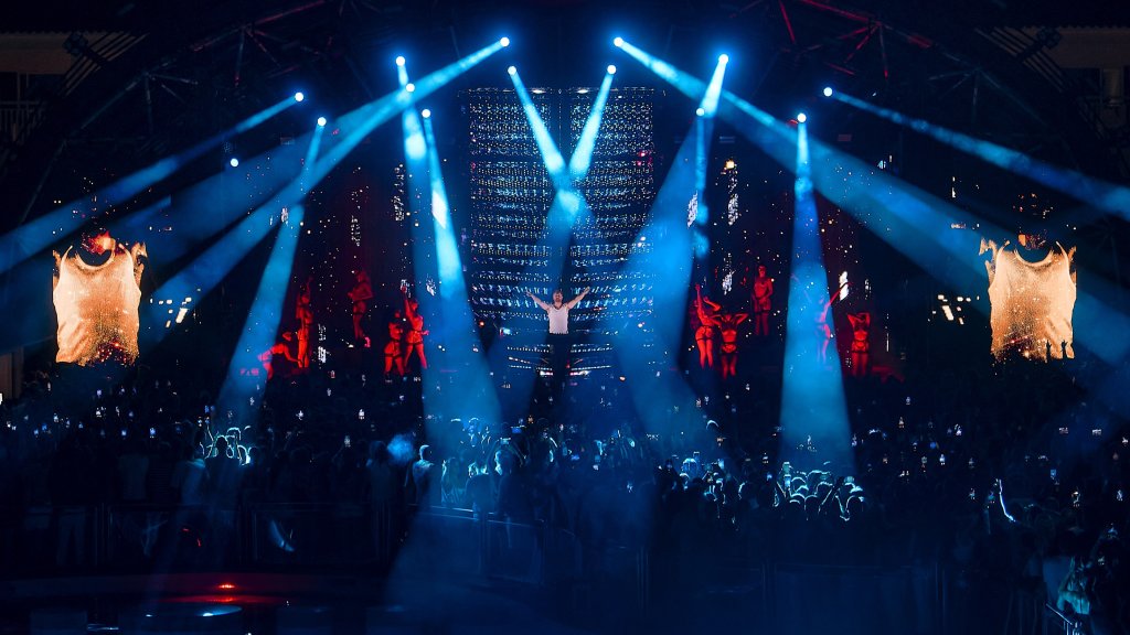 F*** ME, I'M FAMOUS! David Guetta. Ushuaïa Ibiza. 2025.