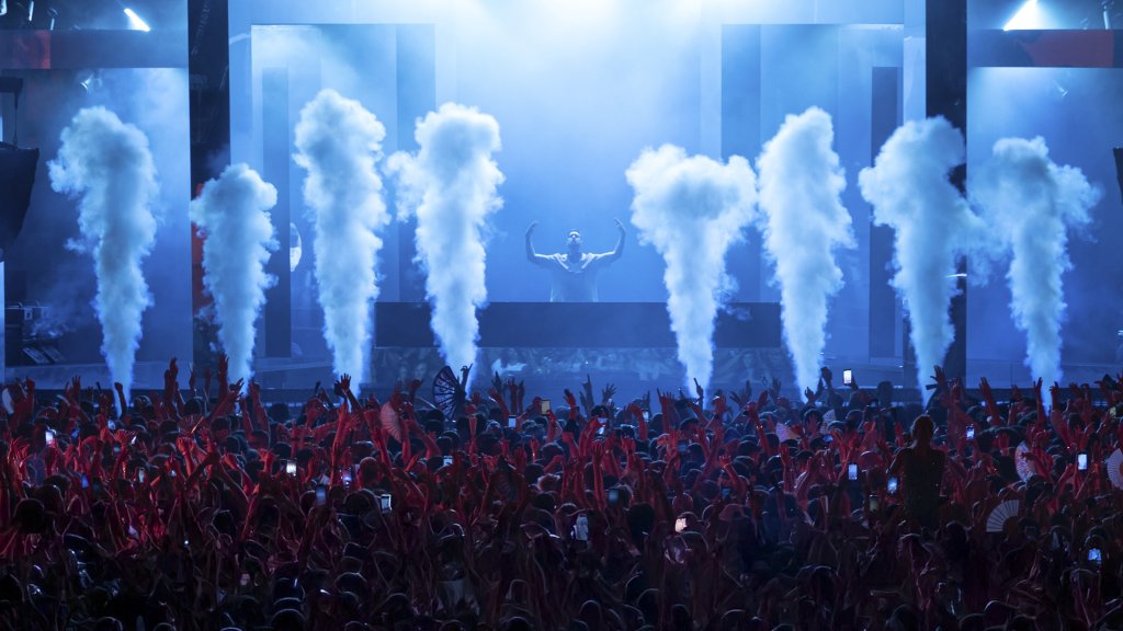 Calvin Harris Ushuaïa Ibiza Tuesdays and Fridays in Ibiza 2025.