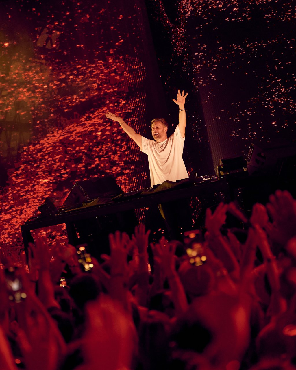 F*** ME, I'M FAMOUS! David Guetta. Ushuaïa Ibiza. 2025.