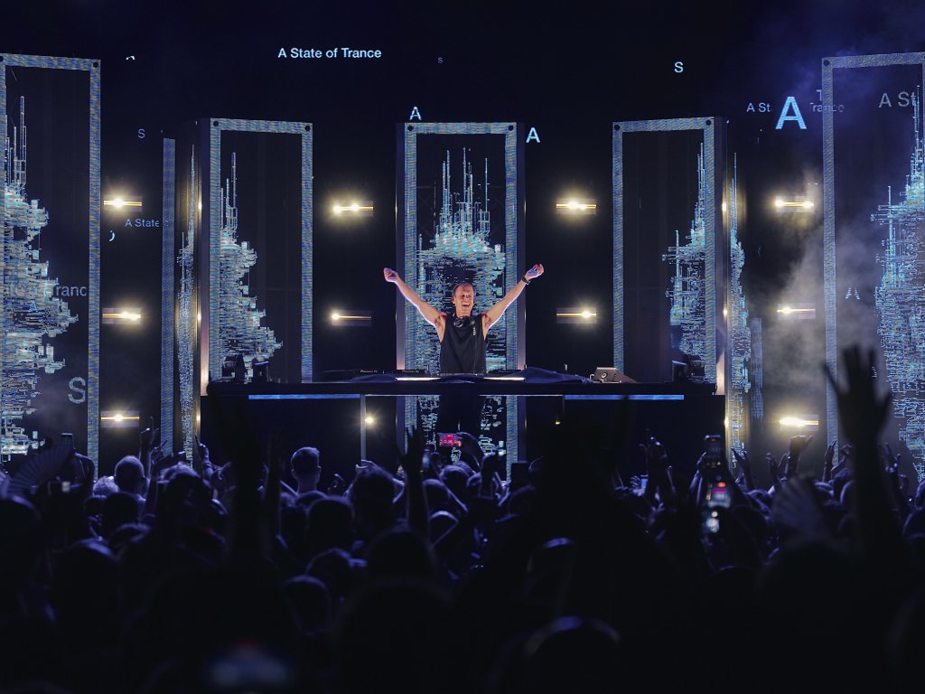 Armin van Buuren. Ushuaia Ibiza 2026.