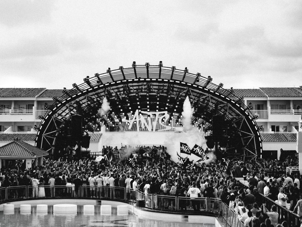 ANTS. Ushua&iuml;a Ibiza 2026.