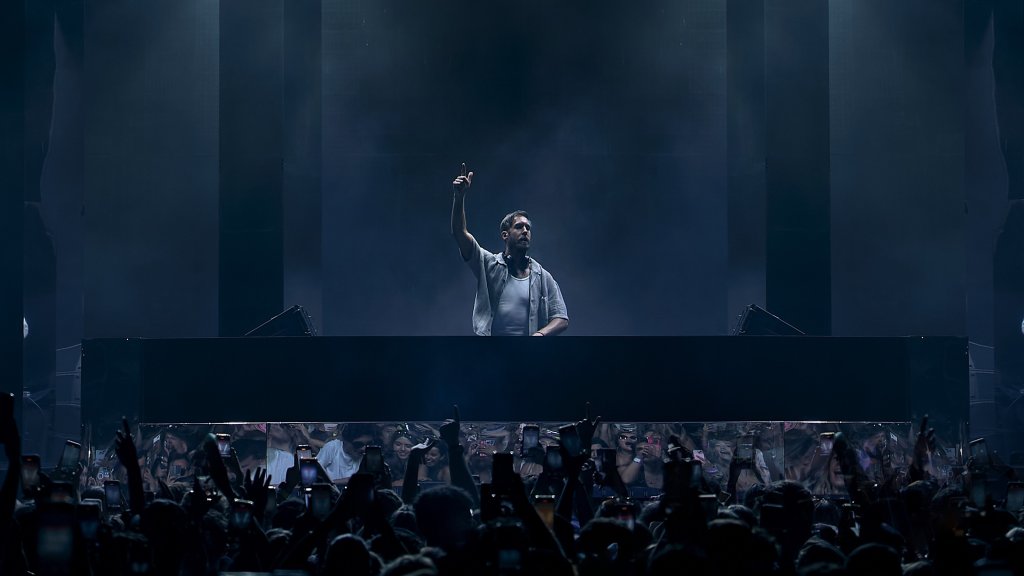 Calvin Harris DJ residency at Ushuaïa Ibiza every Tuesday and Friday at Ushuaïa Ibiza in 2025.